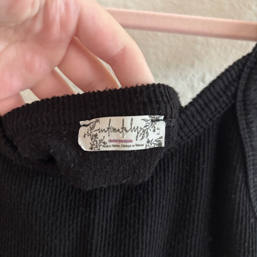 Intimately Free People Ribbed Black Tank Top Size Small - Picture 2 of 3